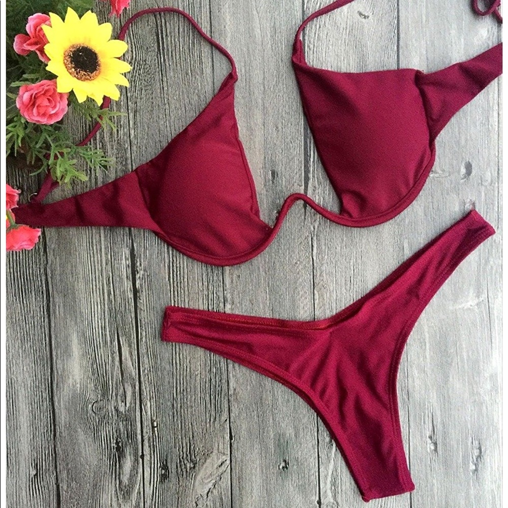 Deep v underwire swimsuit
